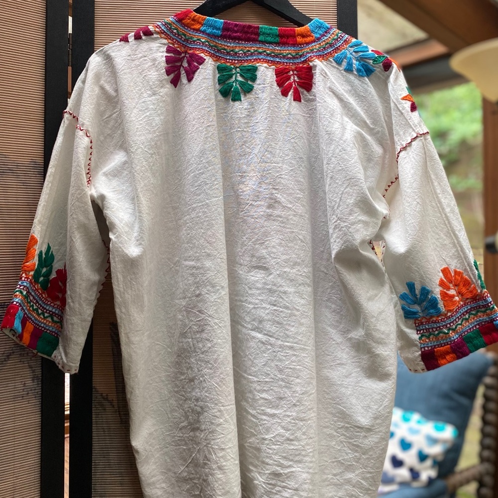 Cotton embroidered top - Picture 5 of 7